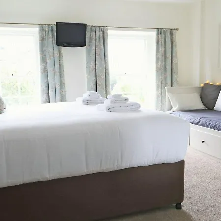 Cumbria House *